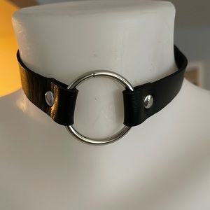 Faux leather silver metal hoop choker